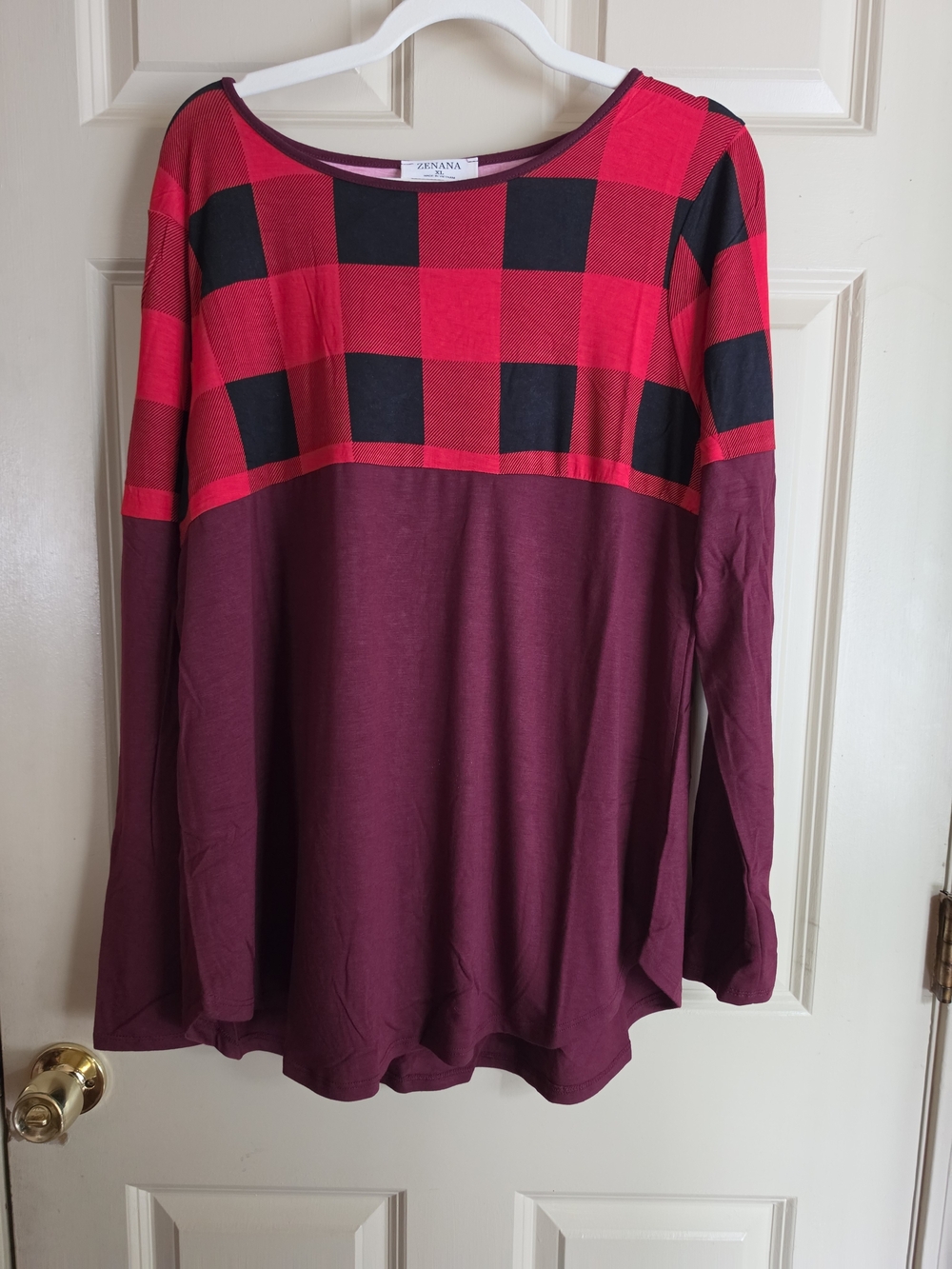 Zenana Outfitters Red & Burgundy Buffalo Plaid Long Sleeve Top MED